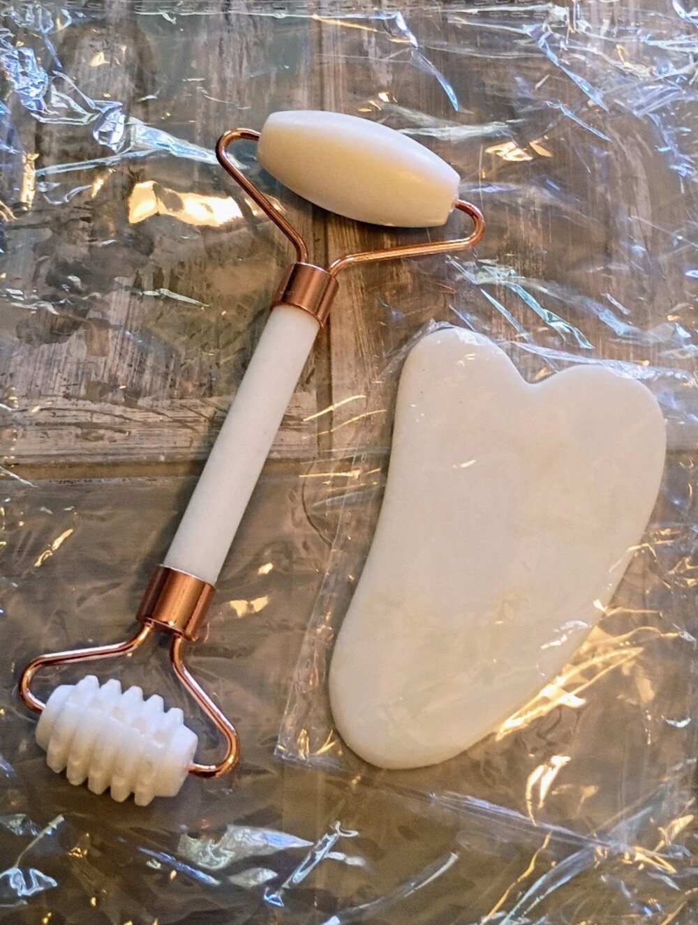 Clear Quartz Facial Roller & Gua Sha Set with Rose Gold